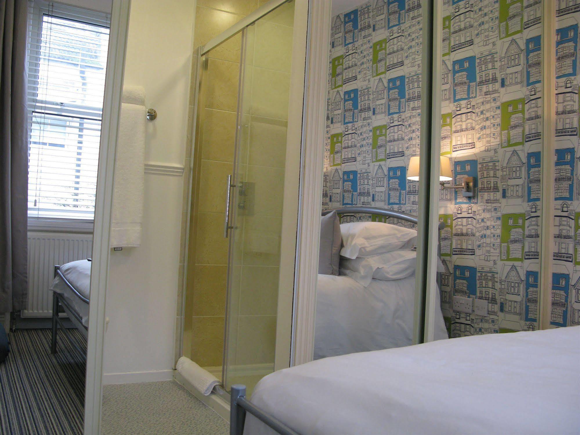 Oyo Lifestyle Hotel Sea Breeze Brighton Eksteriør bilde