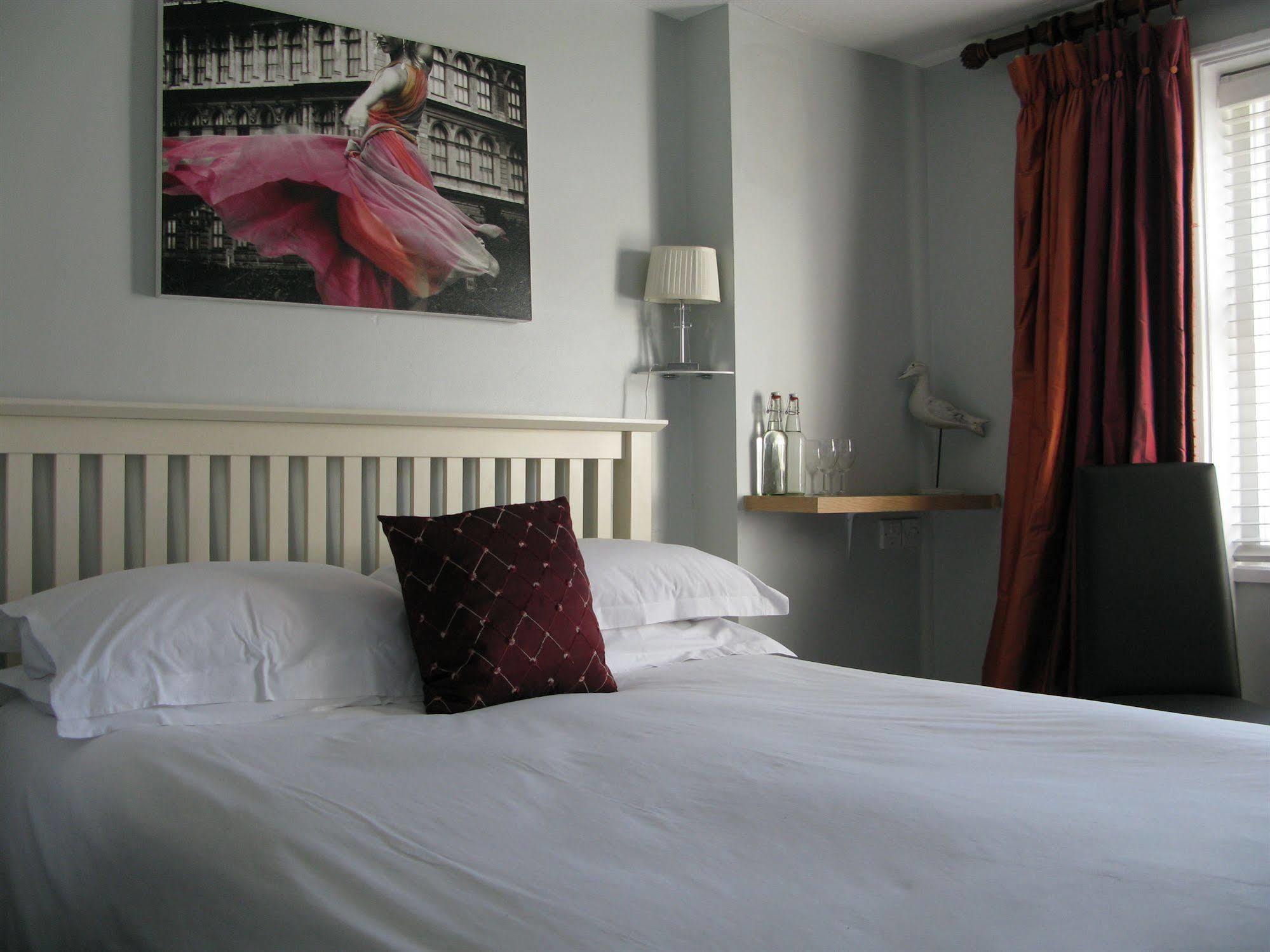 Oyo Lifestyle Hotel Sea Breeze Brighton Eksteriør bilde