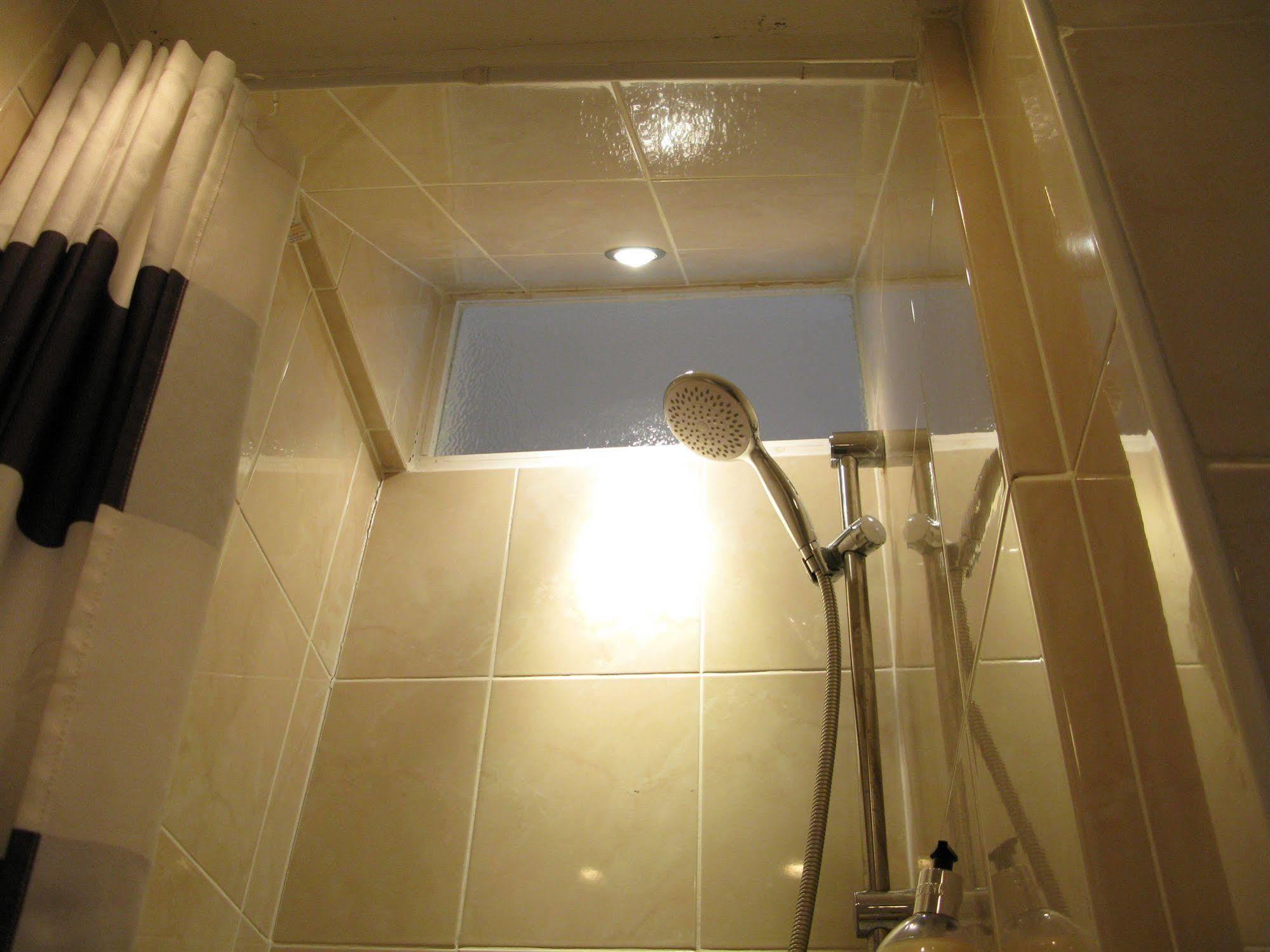 Oyo Lifestyle Hotel Sea Breeze Brighton Eksteriør bilde