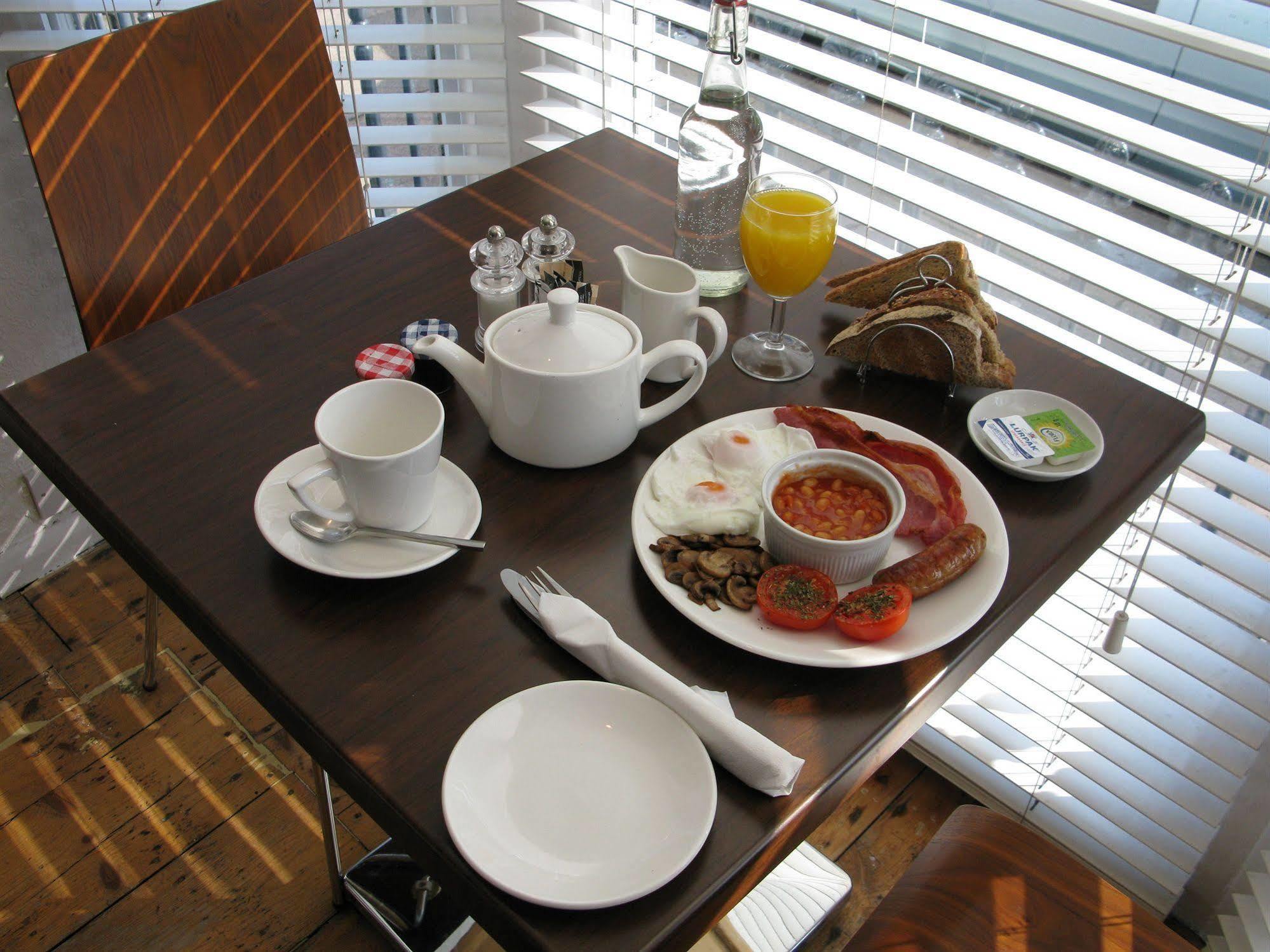 Oyo Lifestyle Hotel Sea Breeze Brighton Eksteriør bilde