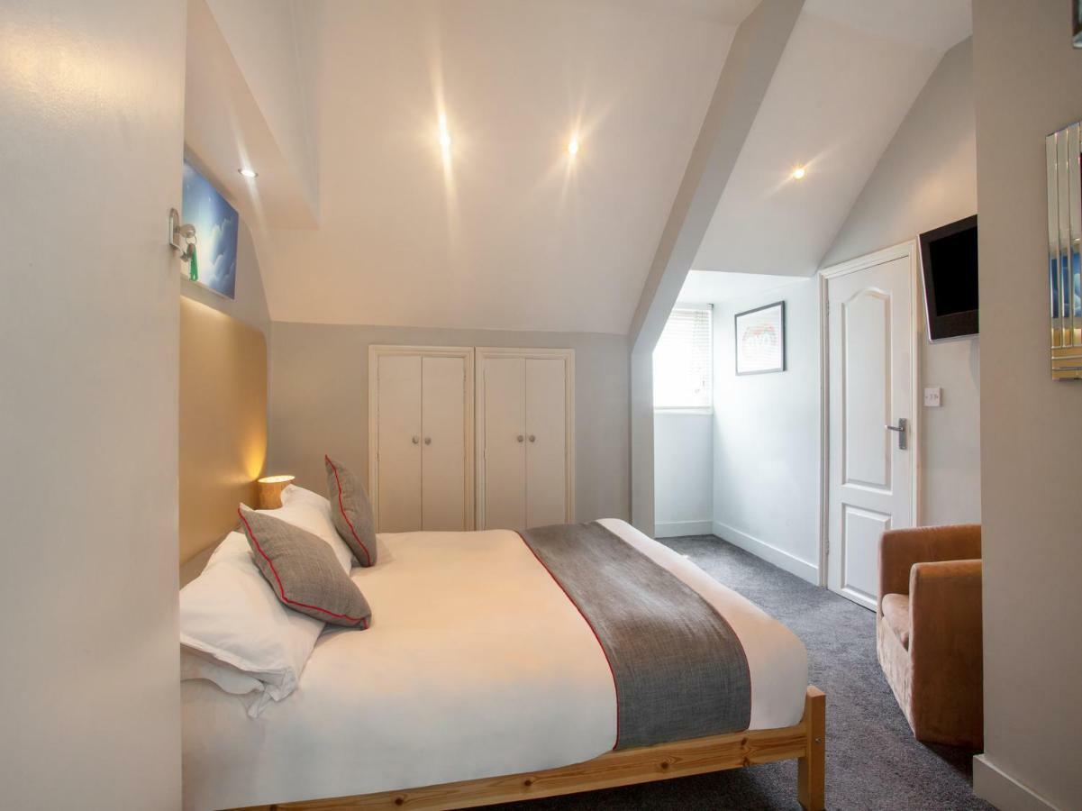 Oyo Lifestyle Hotel Sea Breeze Brighton Eksteriør bilde